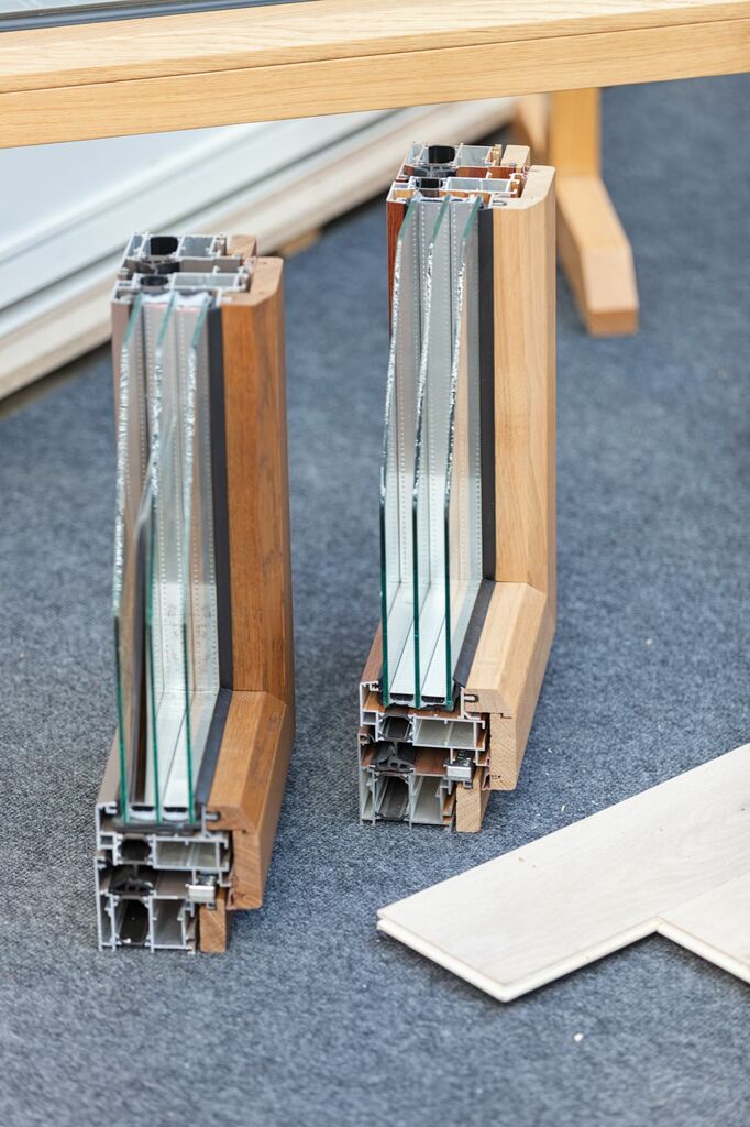 Holzfenster mit Aluschale